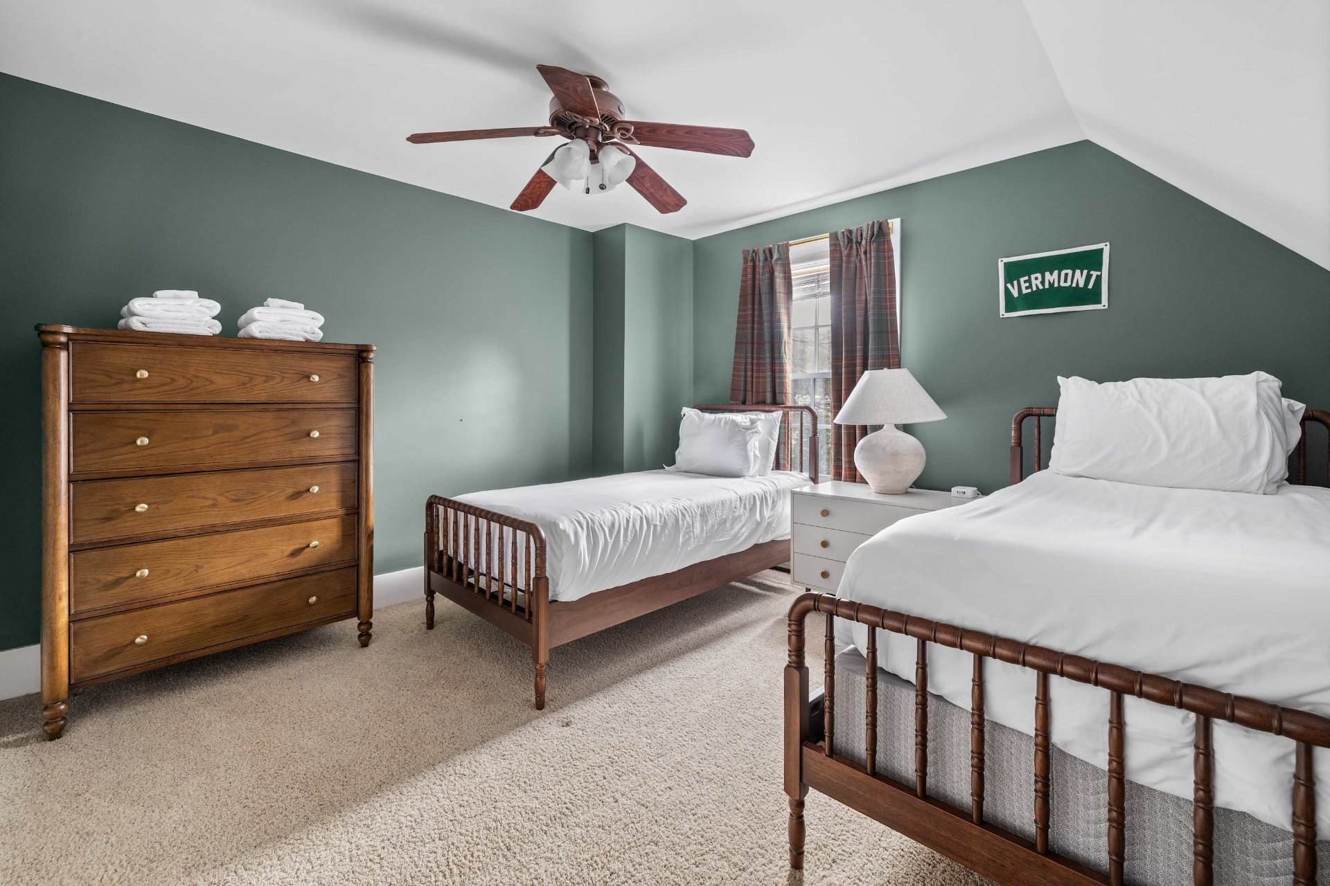 Second floor twin bedroom